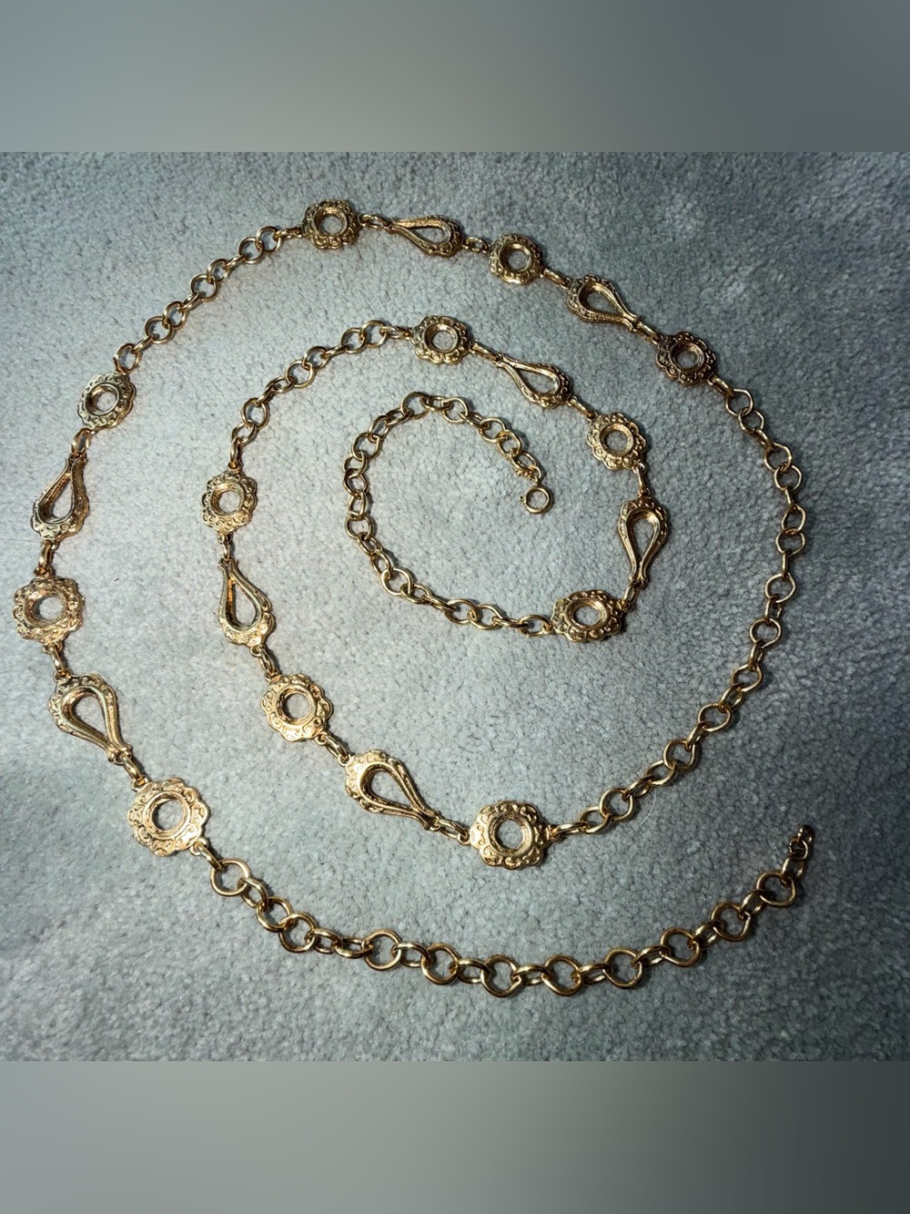 Vintage Crown Trifari Gold Tone Chain Link Belt 1950’s